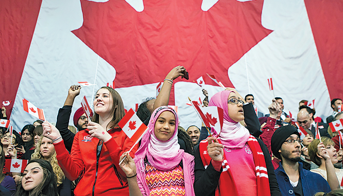 چرا کانادا در پذیرش مهاجر نسبت به کشورهای دیگر سخت‌گیری کمتری دارد؟
