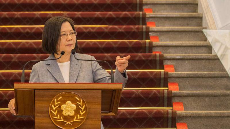  رئیس جمهور تایوان گفت در برابر فشارها سر خم نمی‌کنیم