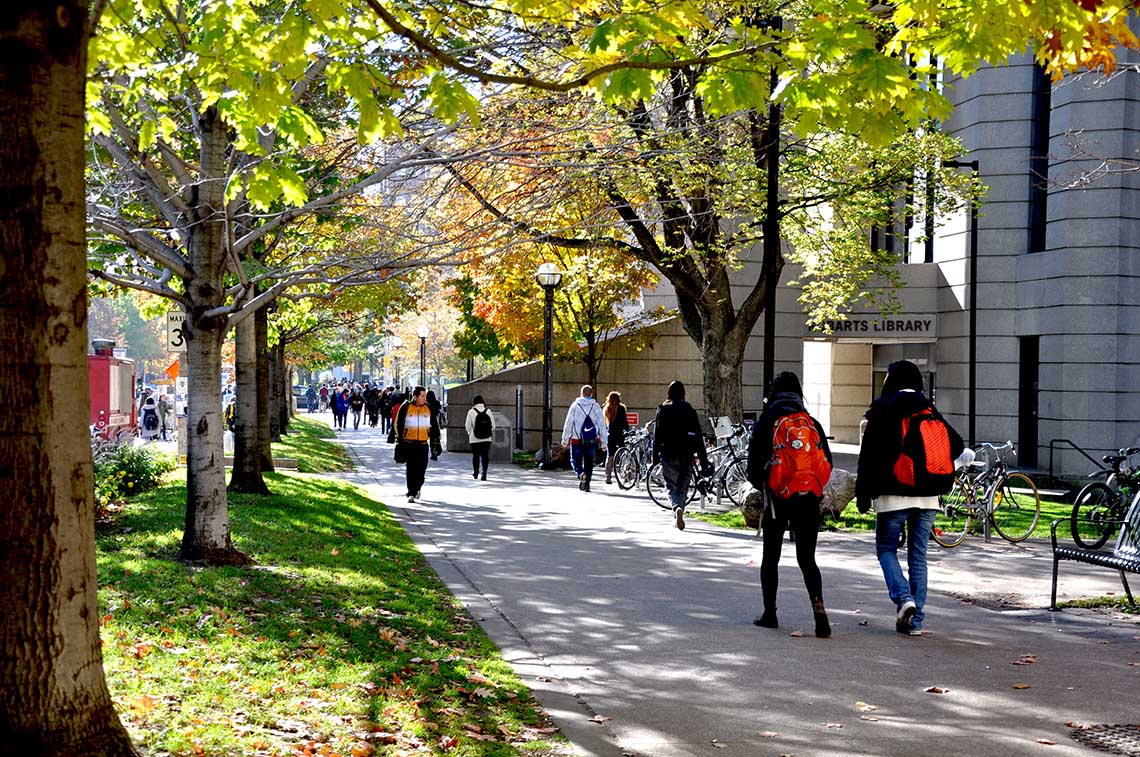 تورنتو یکی از بهترین شهرهای دانشجویی در کشور کانادا