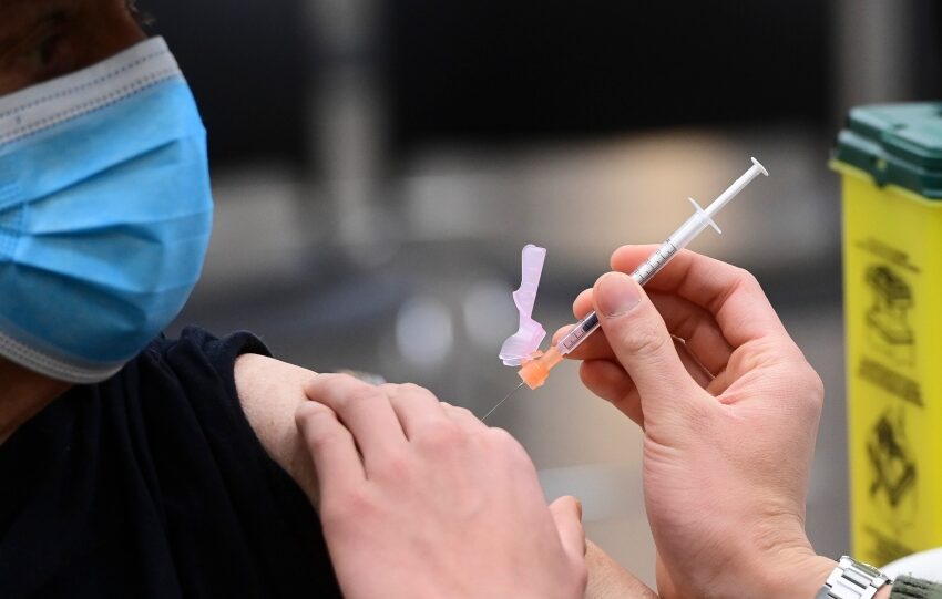  تلاش برای اجباری شدن واکسیناسیون کودکان ۵ تا ۱۱ ساله