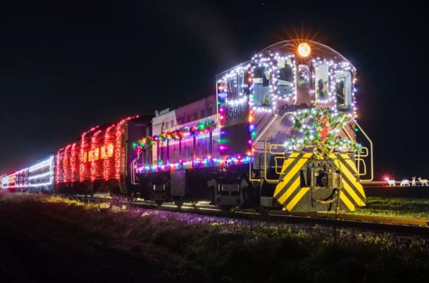  قطار کریسمس Polar Express در نزدیکی تورنتو
