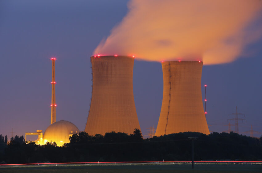  آلمان نیمی از ۶ نیروگاه هسته ای خود را تعطیل کرد