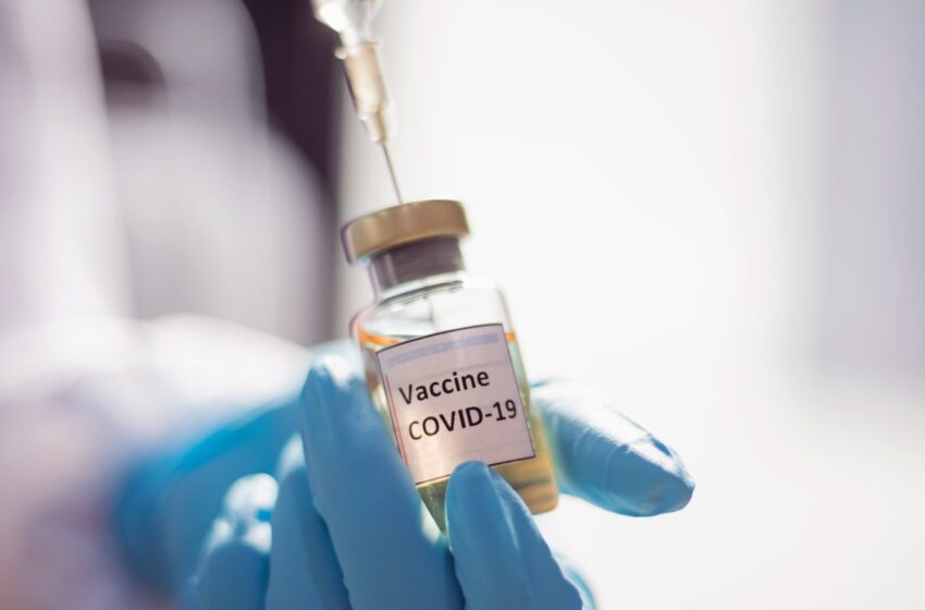  اگر بعد از واکسیناسیون مبتلا به اومیکرون شده اید، برای تزریق دوز تقویتی عجله نکنید