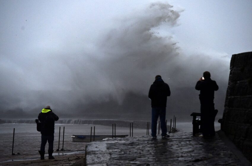  ۵ کشته در شمال اروپا در اثر آب و هوای طوفانی