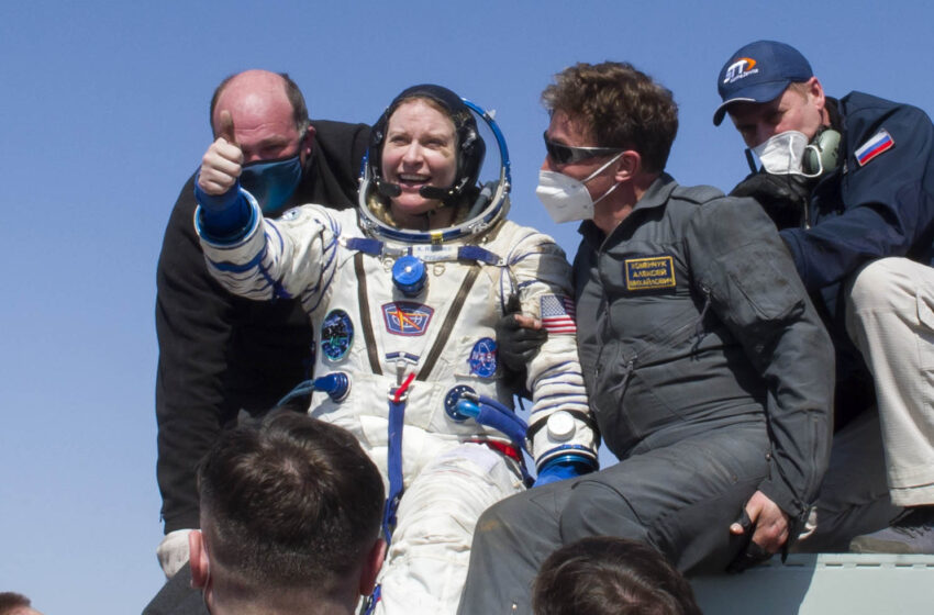 فضانورد آمریکایی سفر فضایی خود را با همکاران روسی به پایان رساند