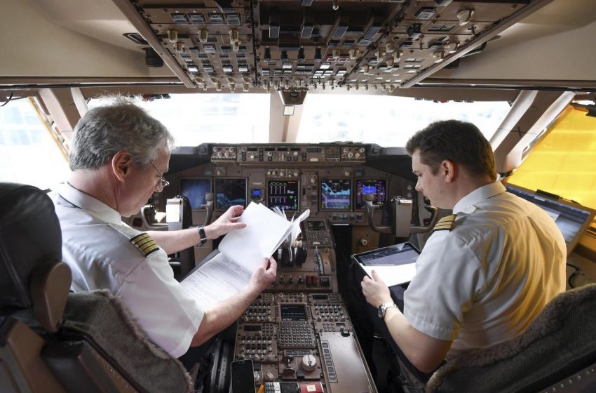  خلبانان می گویند خستگی آن ها باعث به خطر انداختن ایمنی پرواز می شود