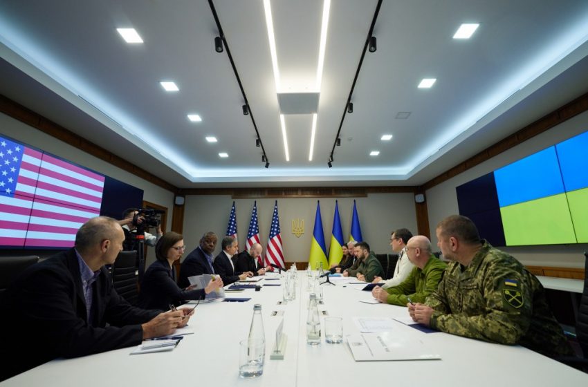  هیـــأت عــالـــی رتبه آمریکایی در ملاقاتی با زلنسکی به اوکراین وعده های کمک داد
