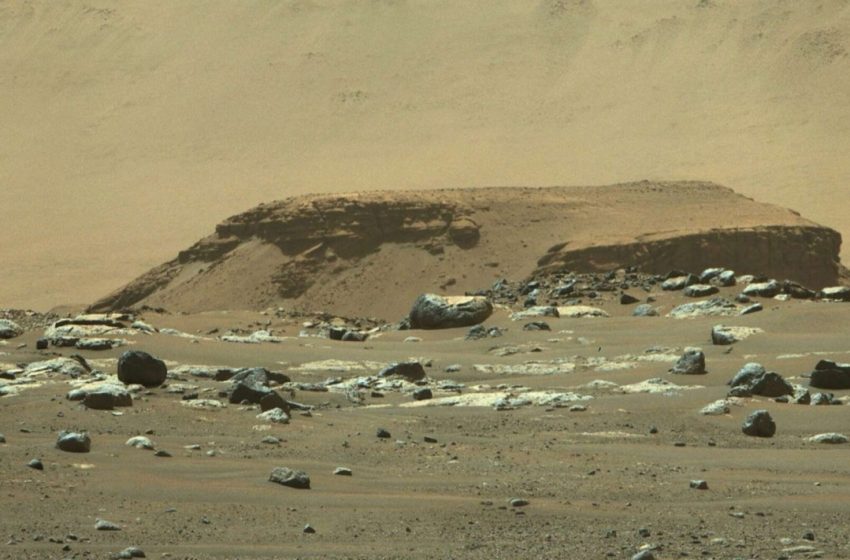  مریخ نورد چینی در محل فرود، شواهدی از وجود آب را کشف کرده است