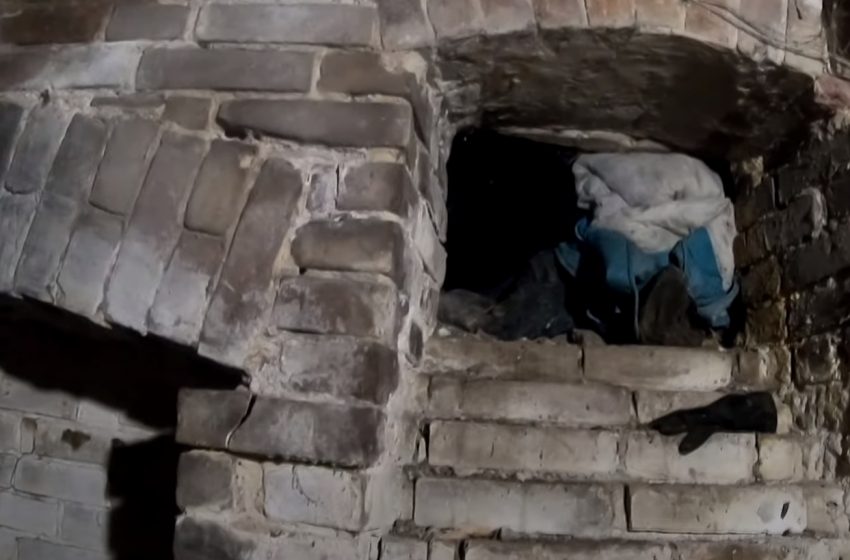  اتاق مخفی کشف شده در زیر یک خانه، اسرار عصر آهن را آشکار می کند