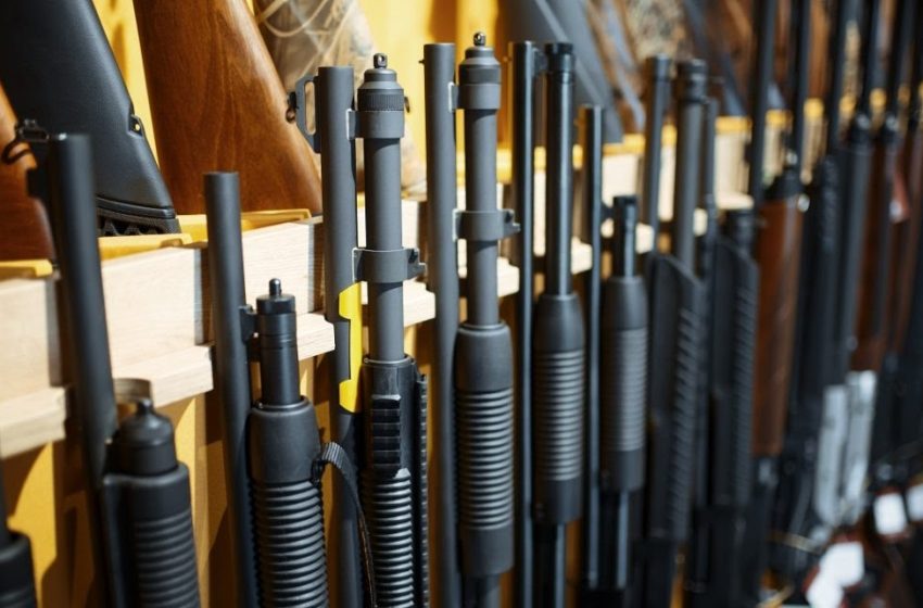  دولت کانادا لایحه جدیدی برای کنترل اسلحه مطرح کرده و خود را متعهد به بازخرید سلاح های مهلک می کند