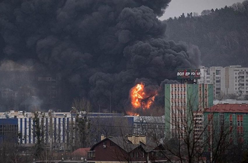  حملات موشکی روسیه به جنوب و شرق اوکراین موجب کشته شدن حداقل ده نفر و زخمی شدن چندین نفر گردید