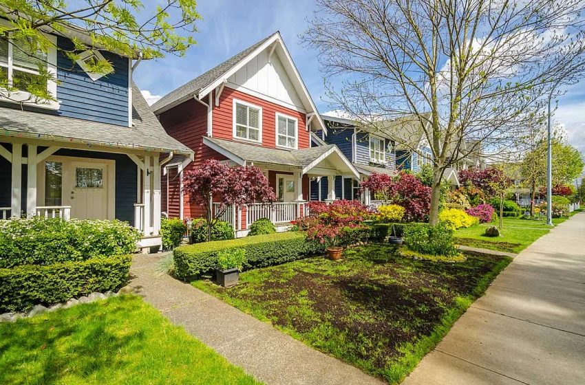  بر طبق اظهارات هیئت املاک و مستغلات ونکوور بزرگ، فروش خانه نسبت به جولای سال گذشته ۴۳ درصد کاهش داشته است
