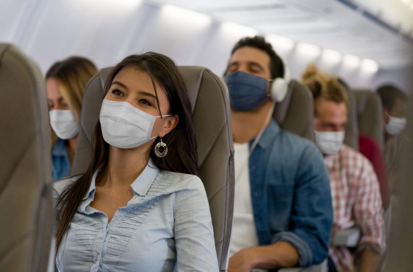  یک پزشک اهل کلگری از دولت کانادا به خاطر لغو استفاده اجباری از ماسک در هواپیماها شکایت کرده است