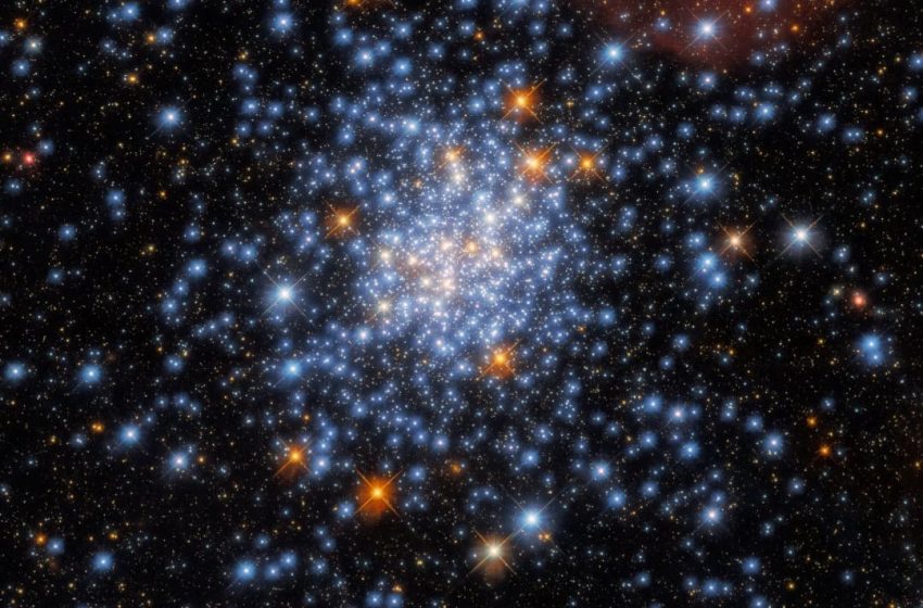  ثبت تصویر خوشه ستاره‌ای ۴ میلیارد ساله توسط دانشمندان کانادایی