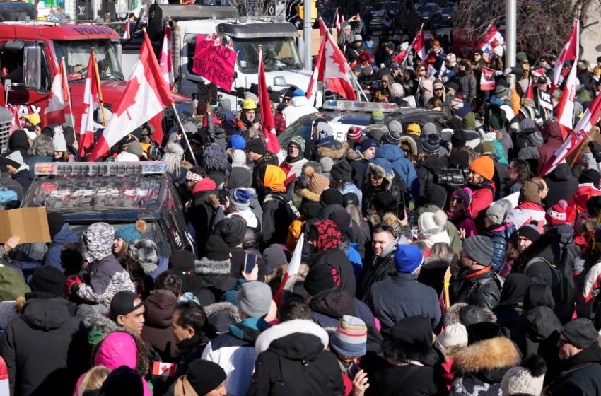 تظاهرات در تورنتو